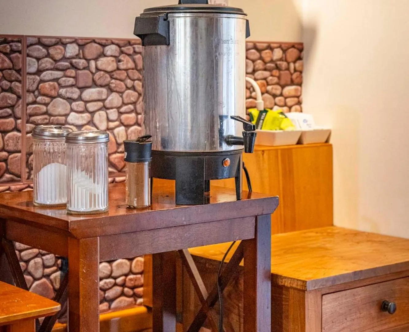 Volcano Inn Bed N Breakfast 0*,  United States