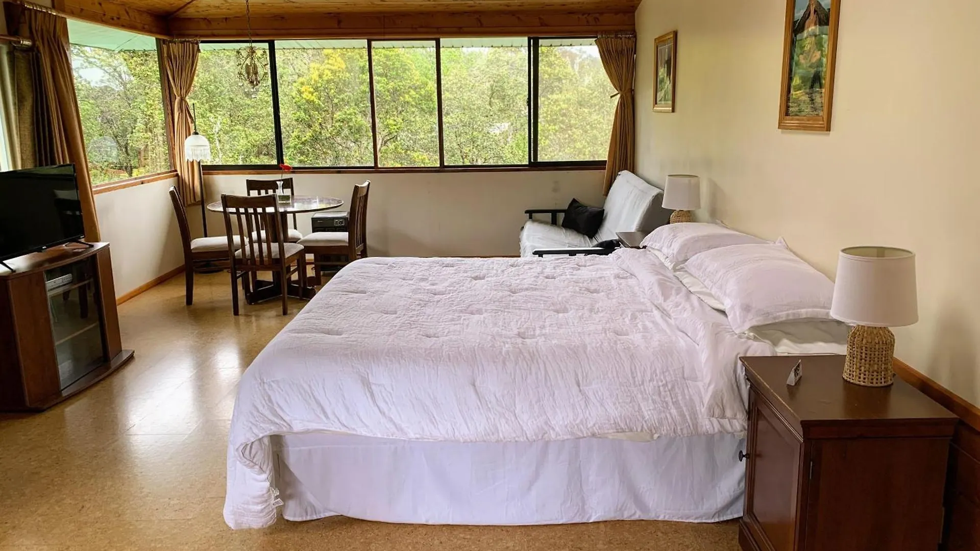 Lodge Volcano Inn Bed N Breakfast